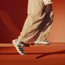 adidas - Lightblaze - Sneaker