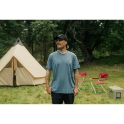 LAKOR - Mini Smoking Fish Hand T-Shirt - T-Shirt