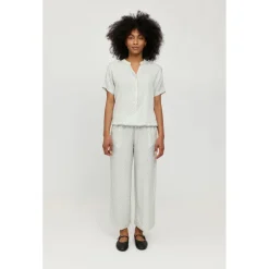 Mazine - Women's Printed V-Neck Blouse - Bluse
