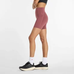 New Balance - Women's Sleek Pocket High Rise Short 6'' - Lauftights