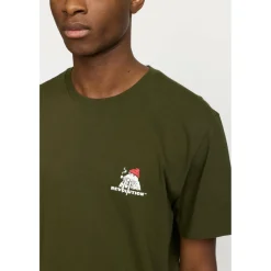 Revolution - Printed T-Shirt Red Hat - T-Shirt