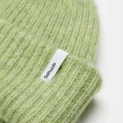 Selfhood - Women's Fluffy Beanie - Mütze