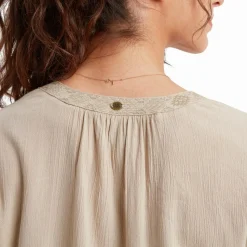 Sherpa - Women's Hara Cap Sleeve Top - Top