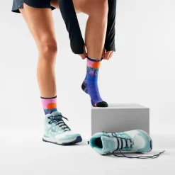 Smartwool - Women's Hike Targeted Cushion Sunrise Crew - Wandersocken